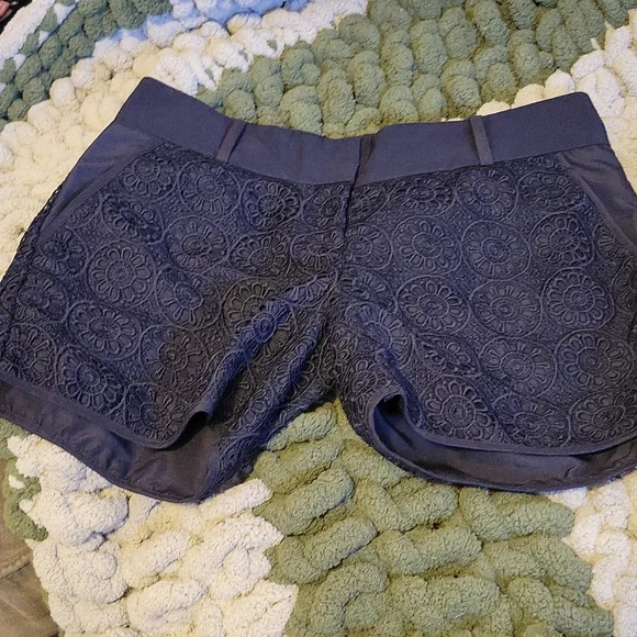 The Limited lace board shorts - Picture 2 of 8